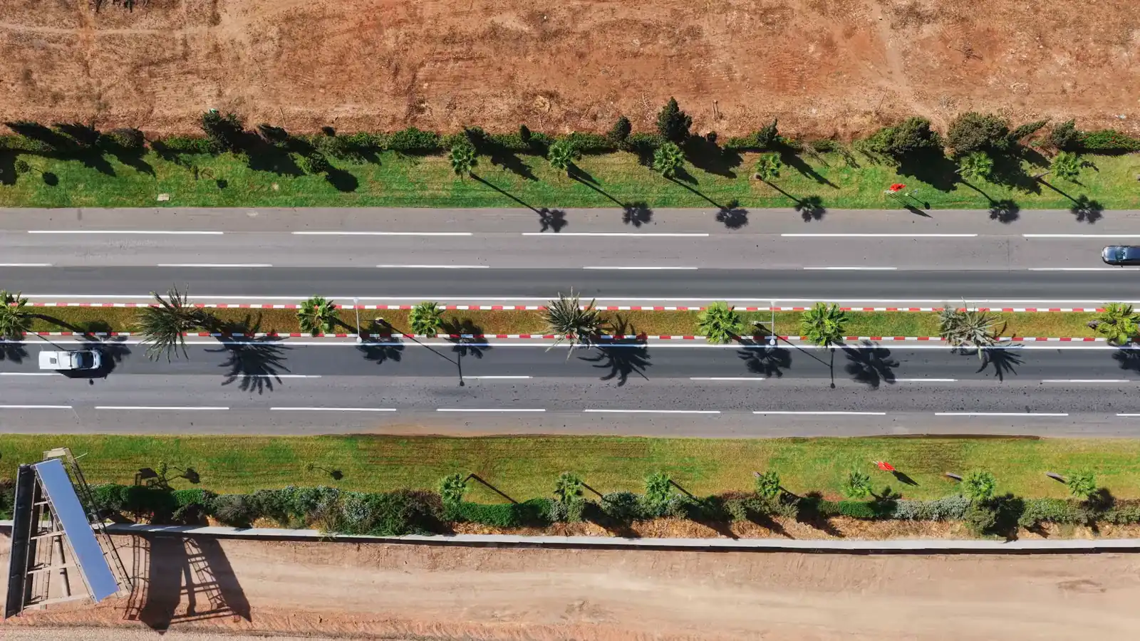 Private car on a Moroccan road — transfers between Marrakech, Essaouira and the airports